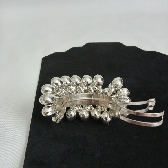 New Rave Silver Toned Shiny Plastic Beaded Cluster Hair Clip Accessory GUC - Picture 5 of 7